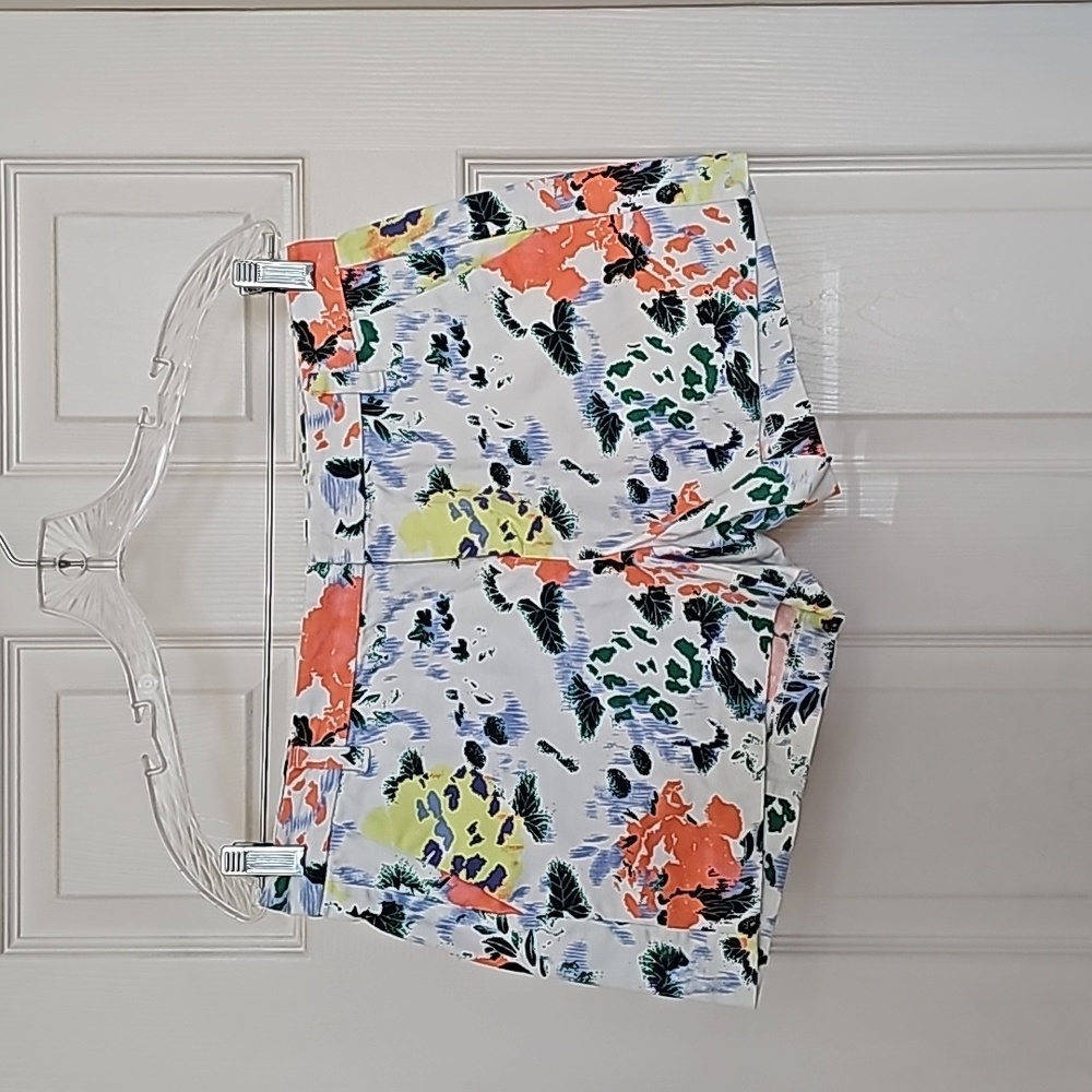Gap tropical print shorts